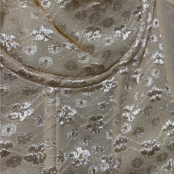 Strapless Bra Bustier 40B. Ivory Floral Lace. SKU 4 - Picture 5 of 8